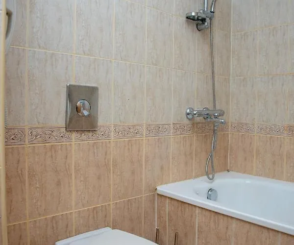 With A Balcony Near The Centre Of Sunny By Flаt Manаger Lejlighed *