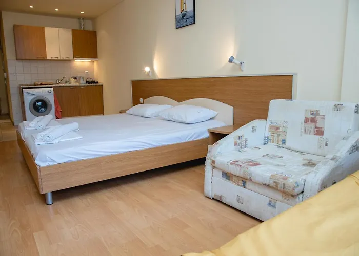 Lejlighed With A Balcony Near The Centre Of Sunny By Flаt Manаger Sunny Beach