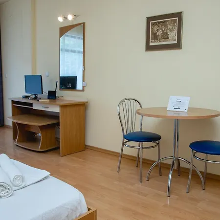 With A Balcony Near The Centre Of Sunny By Flаt Manаger Daire *